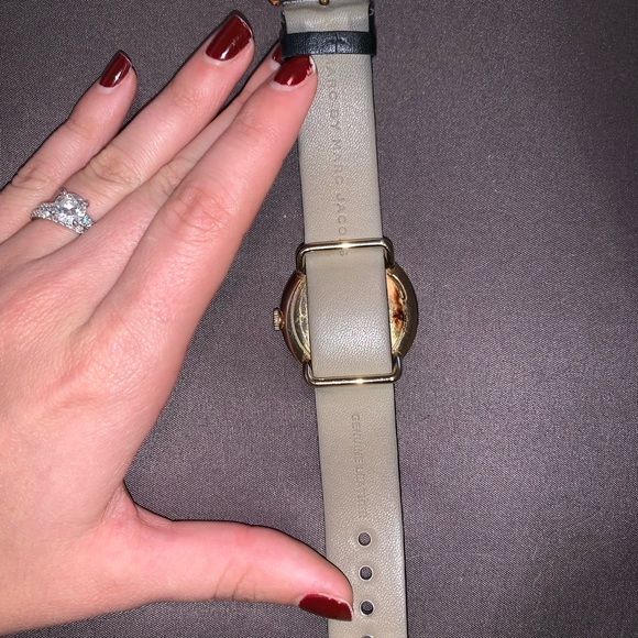 Marc Jacobs Black Watch - Picture 4 of 5